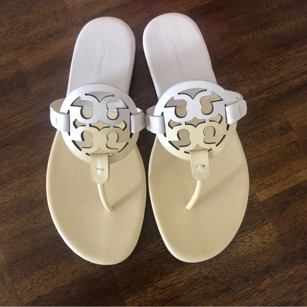 NIB $198 Tory Burch Miller Colorblock Sandals in SWEET CORN/NEW CREAM- size 9.5!